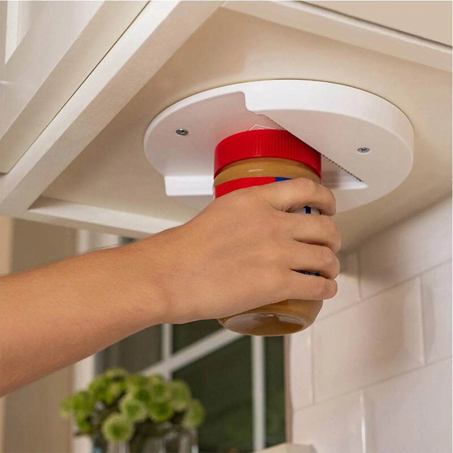 EZ Twist arthritis jar opener helping seniors open tight lids with no pain